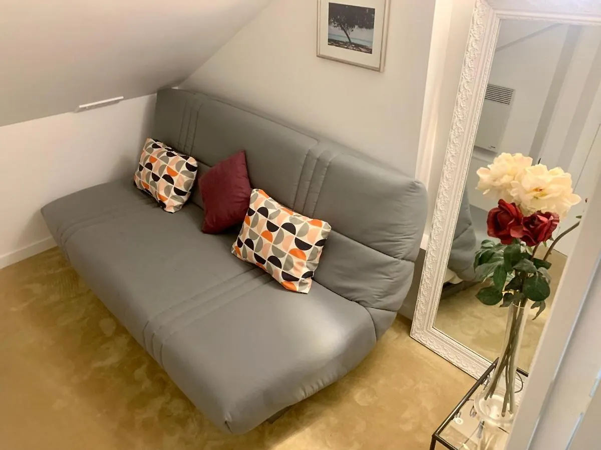 Appartement 2 Pieces, 21 M2 Parijs